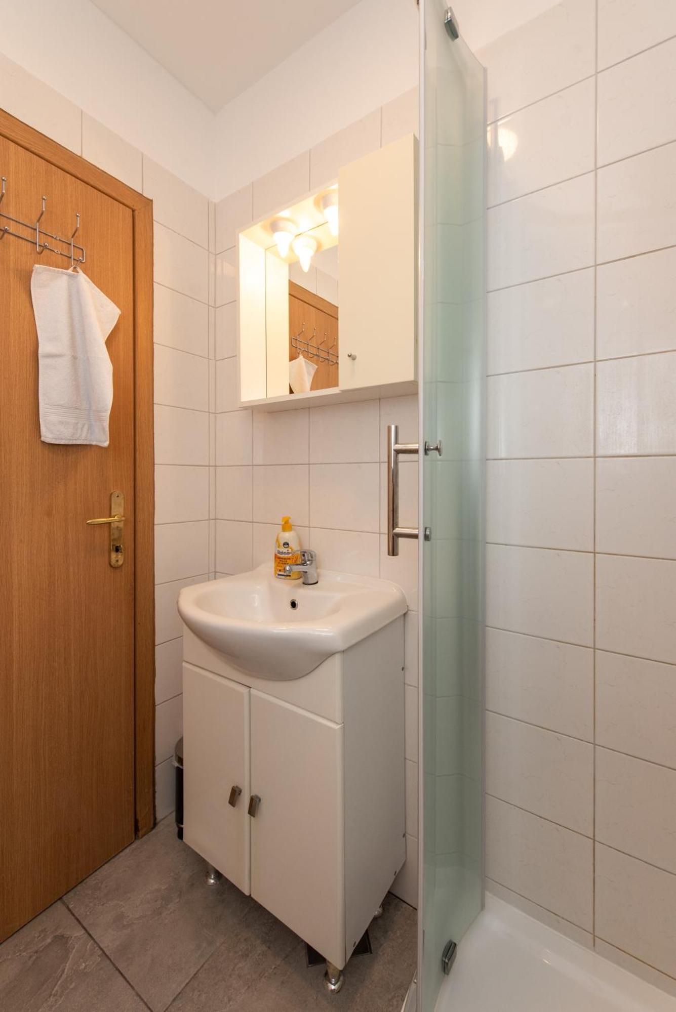 Laghanini Apartments Split Eksteriør bilde