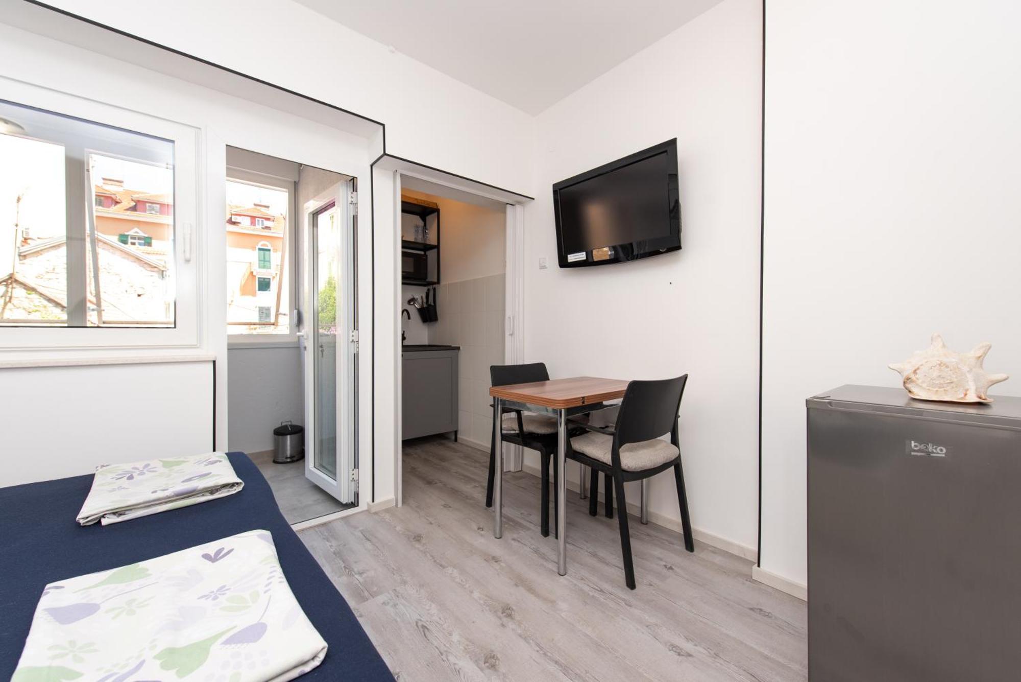 Laghanini Apartments Split Eksteriør bilde