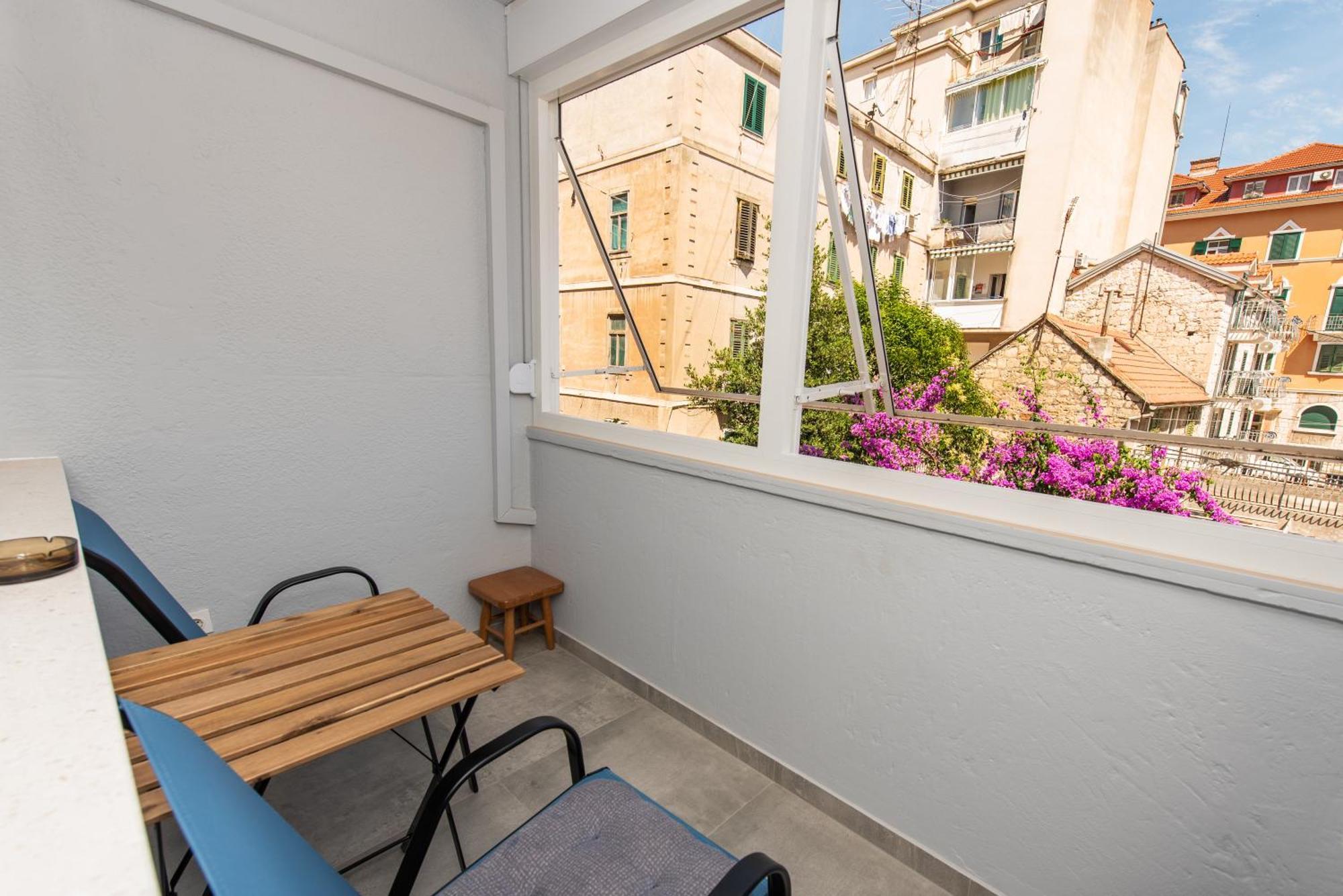 Laghanini Apartments Split Eksteriør bilde
